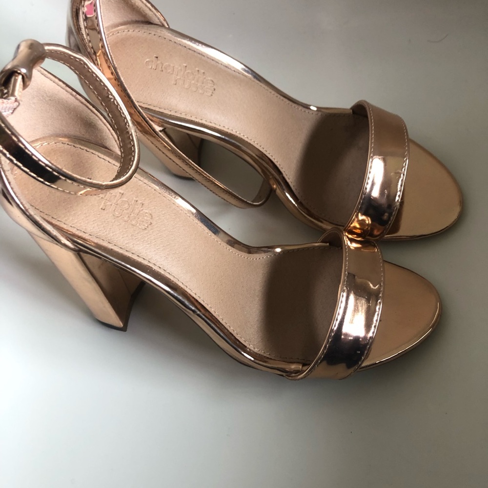 Metallic Rose Gold pumps